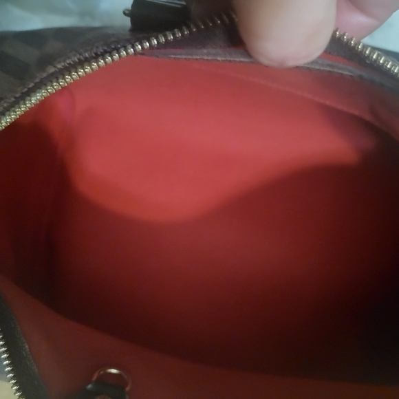 (SOLD)Authentic Louis Vuitton Damier Ebene bandoulier - Picture 13 of 16